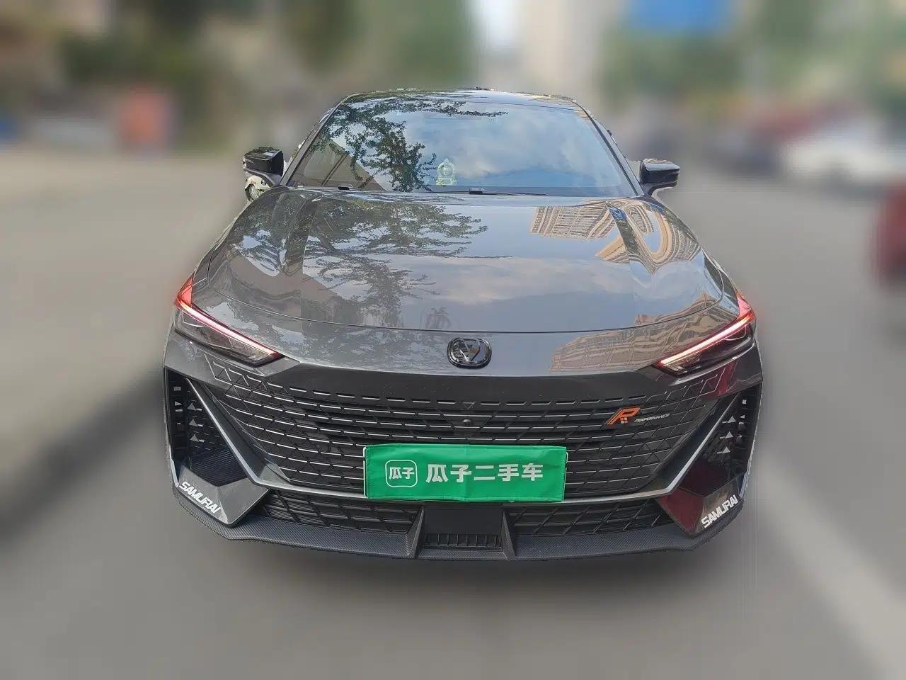 CHANGAN UNI-V iDD 2023 ZhiDian iDD 1.5T 113km ZhiKu Model — миниатюра 2