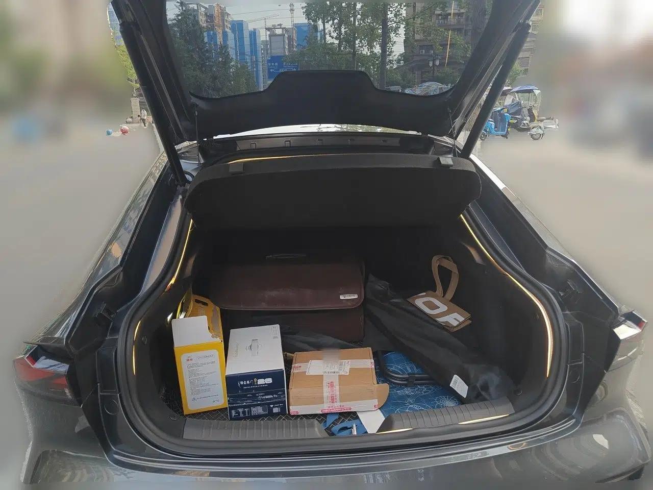 CHANGAN UNI-V iDD 2023 ZhiDian iDD 1.5T 113km ZhiKu Model — миниатюра 19