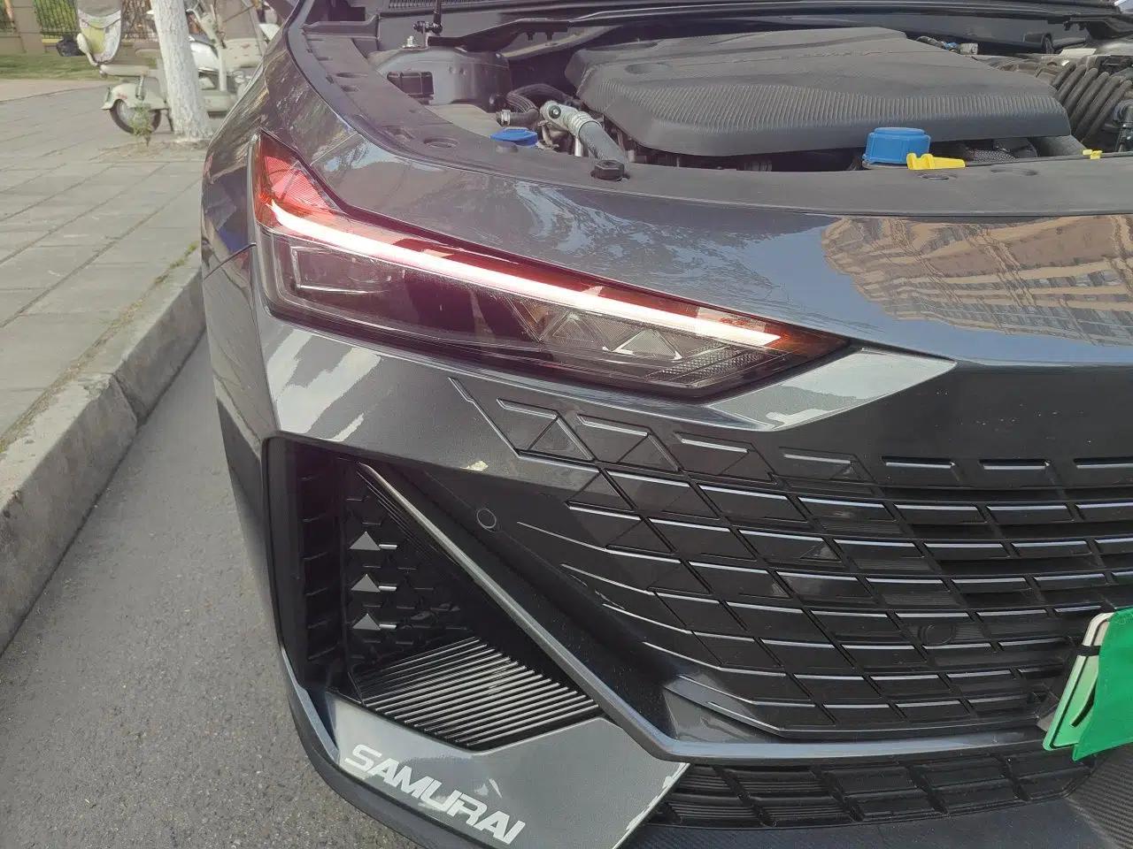 CHANGAN UNI-V iDD 2023 ZhiDian iDD 1.5T 113km ZhiKu Model — миниатюра 7