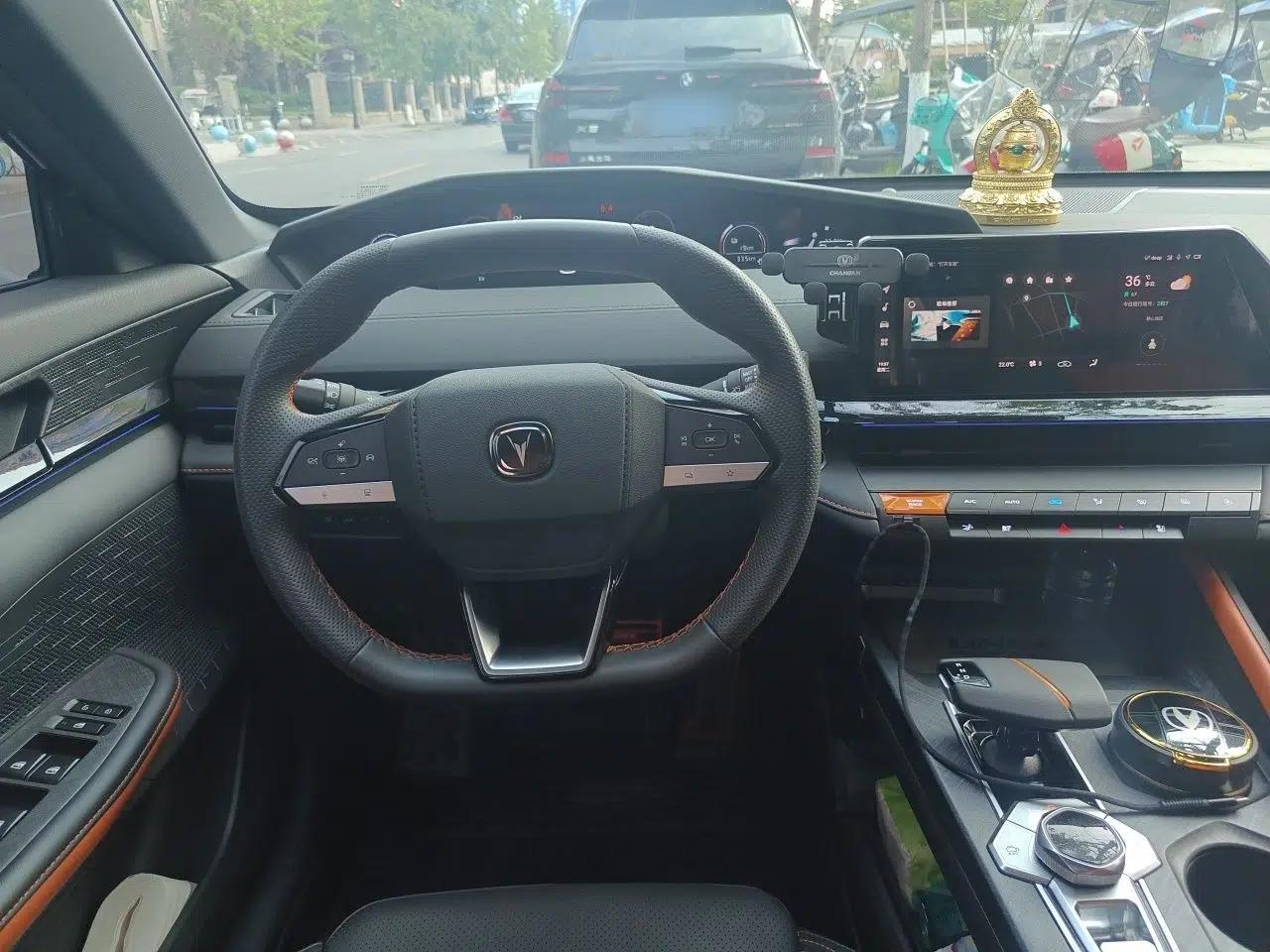CHANGAN UNI-V iDD 2023 ZhiDian iDD 1.5T 113km ZhiKu Model — миниатюра 10
