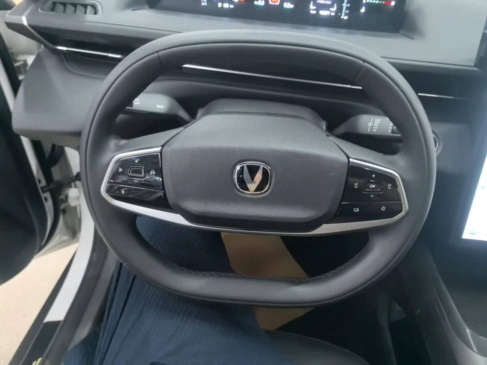 CHANGAN Eado DD 2023 Blue Whale NE 1.5T GDI DCT Luxury Edition — миниатюра 13