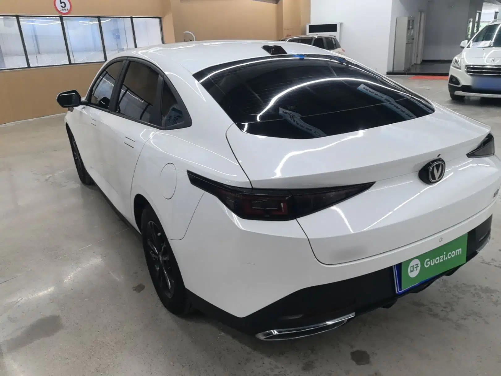 CHANGAN Eado DD 2023 Blue Whale NE 1.5T GDI DCT Luxury Edition — миниатюра 4