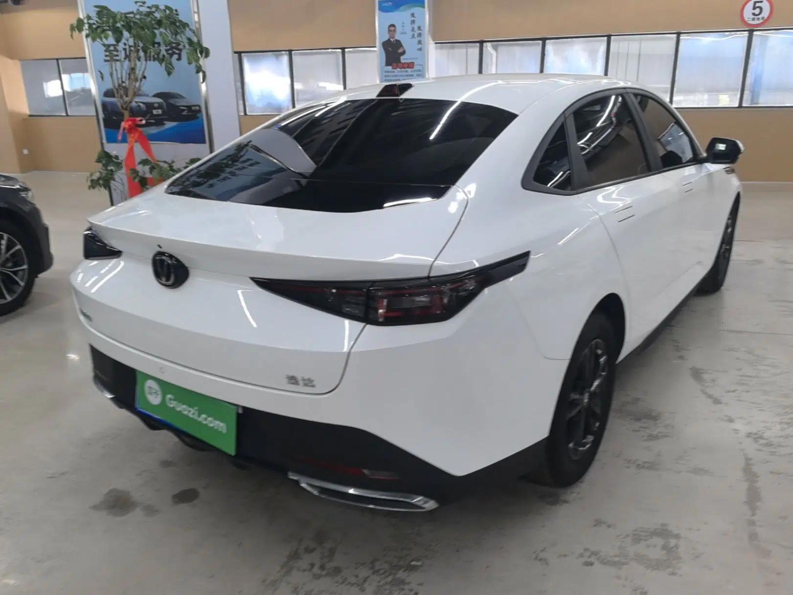 CHANGAN Eado DD 2023 Blue Whale NE 1.5T GDI DCT Luxury Edition — миниатюра 6