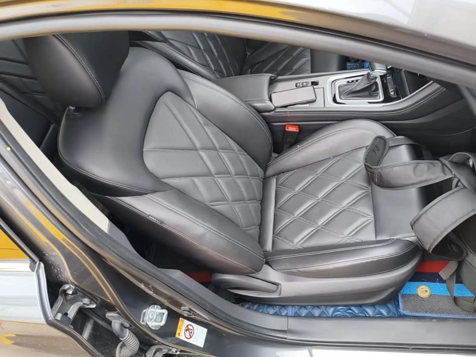 CHANGAN Ruicheng CC 2022 Blue Whale Edition 1.5T DCT Luxury Model — миниатюра 19