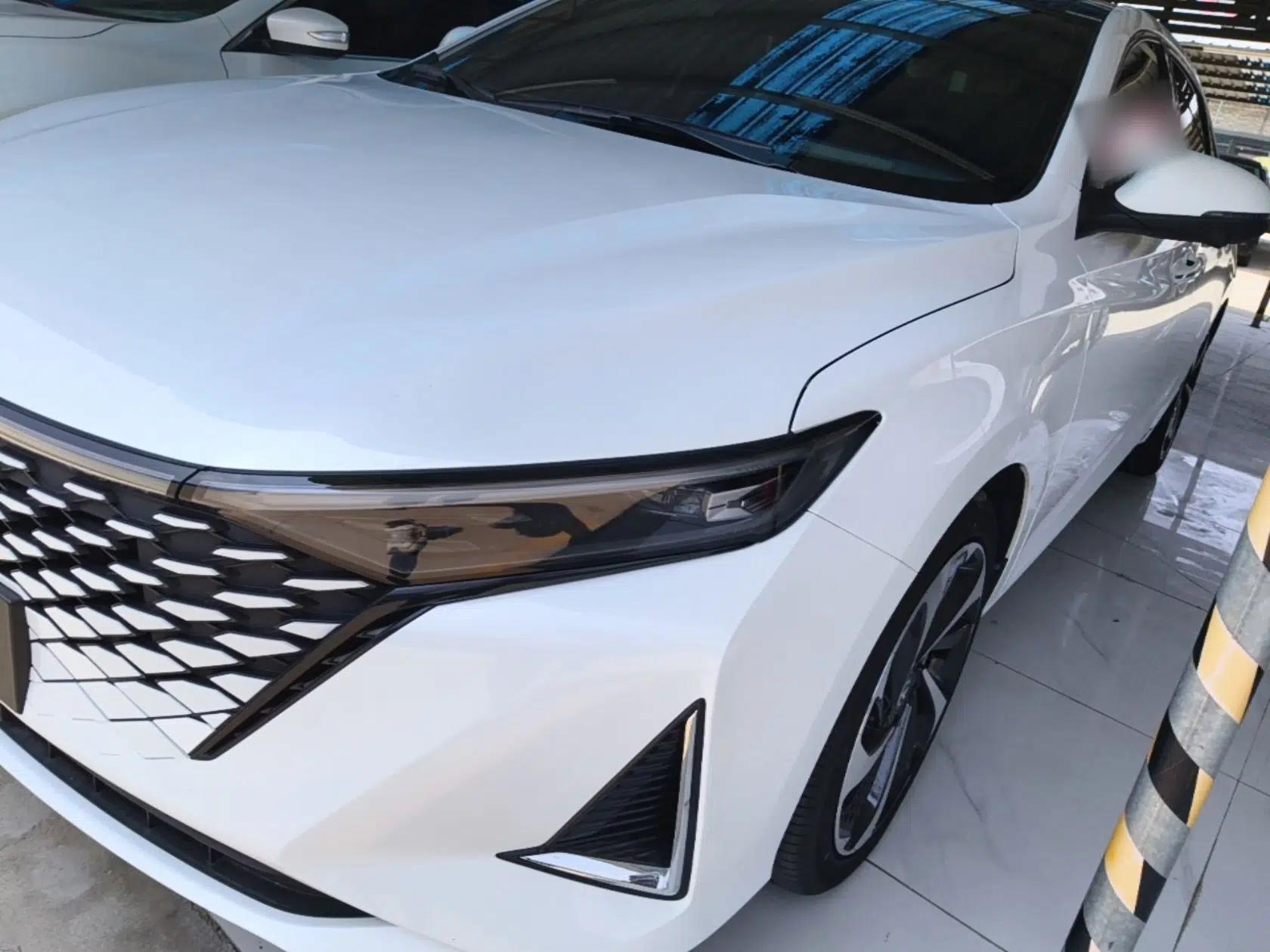 CHANGAN Ruicheng PLUS 2023 1.5T DCT Navigation Edition — миниатюра 8