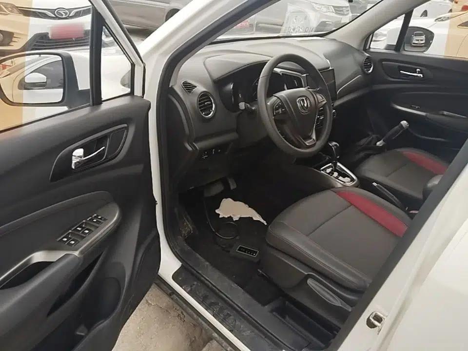 CHANGAN CS15 2016 1.5L Automatic Fashion Edition — миниатюра 18