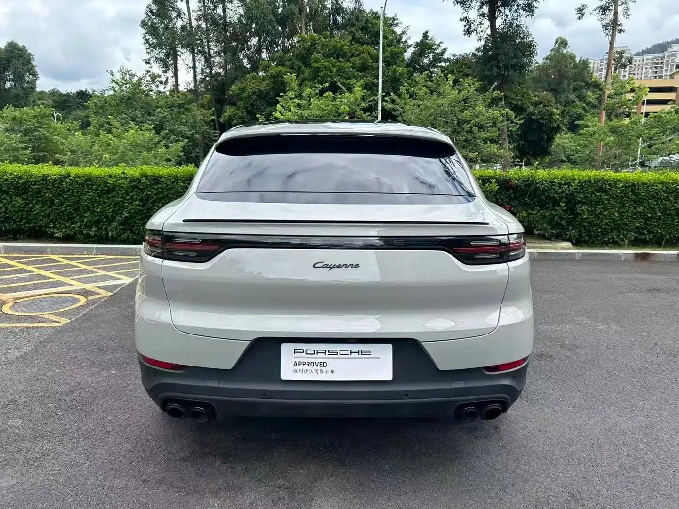 2023 Cayenne Coupé 3.0T Platinum Edition — миниатюра 12