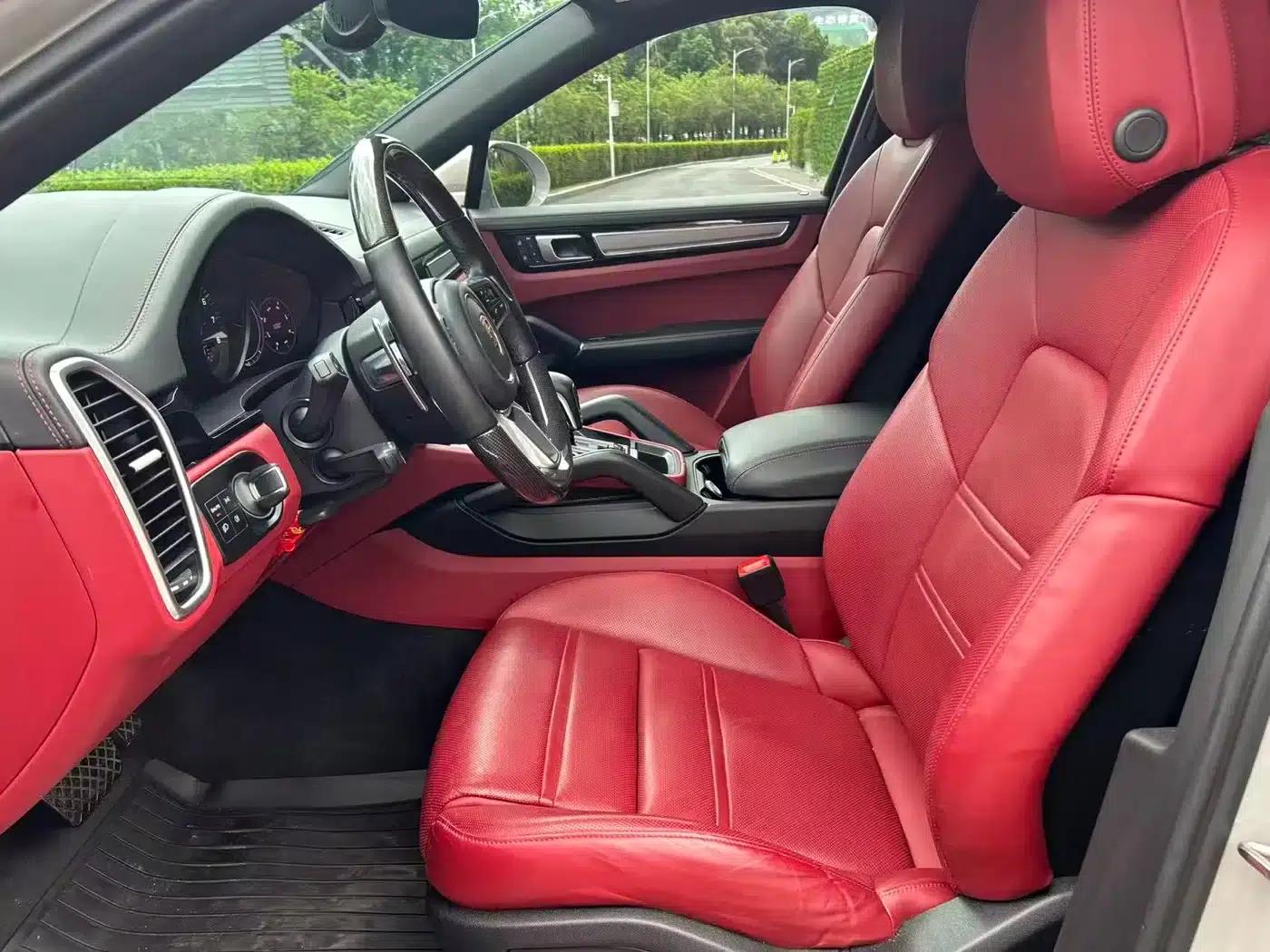 2023 Cayenne Coupé 3.0T Platinum Edition — миниатюра 7