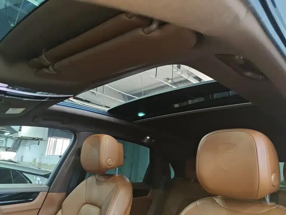 2022 Cayenne 3.0T Platinum Edition — миниатюра 13