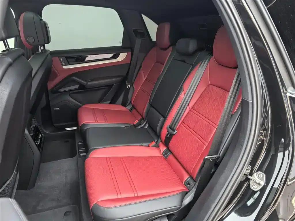 2025 Cayenne 3.0T Dream Edition — миниатюра 23