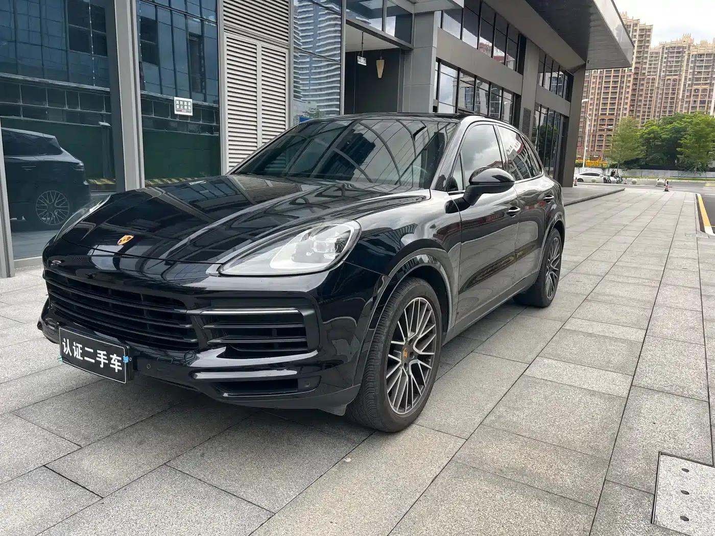 Cayenne 2019 Cayenne 3.0T — миниатюра 1