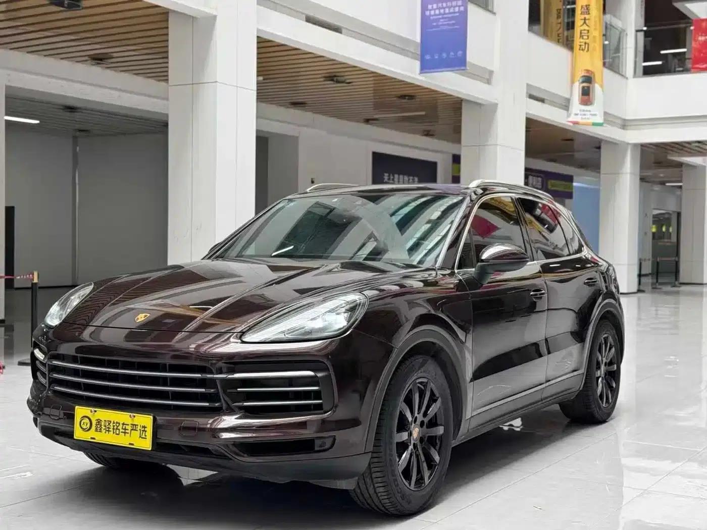 Cayenne 2019 Cayenne 3.0T — миниатюра 1