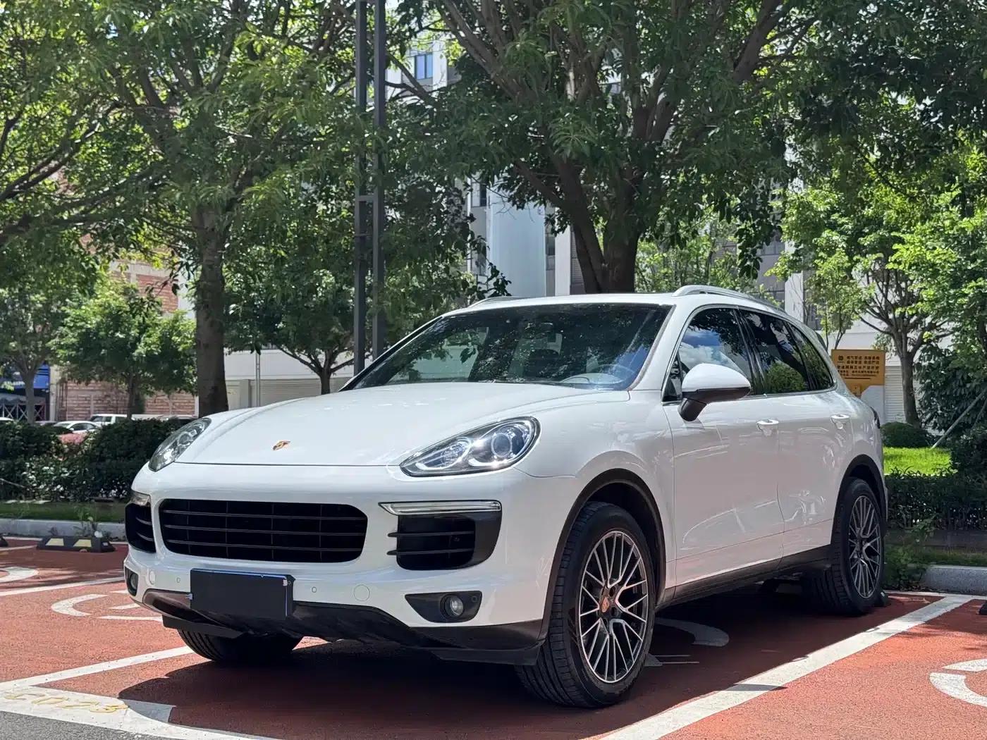 Cayenne 2015 Cayenne 3.0T — миниатюра 1