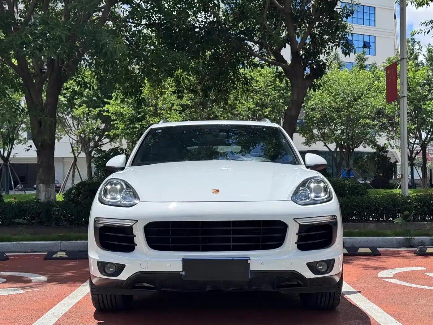 Cayenne 2015 Cayenne 3.0T — миниатюра 2