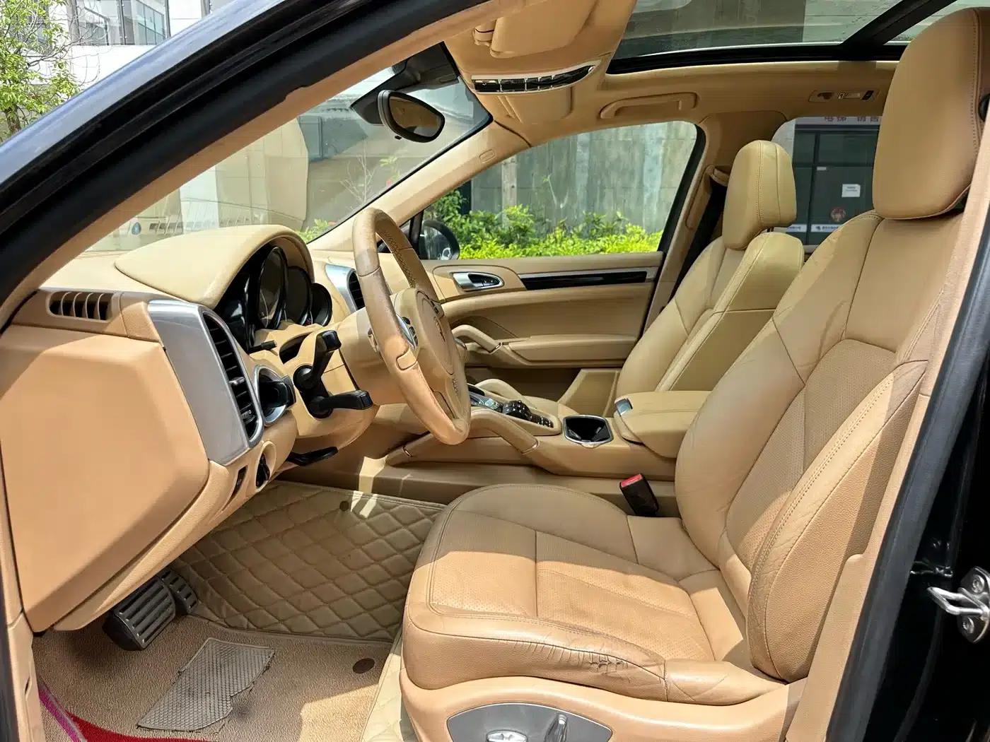 2012 Cayenne 3.0T US Spec — миниатюра 3