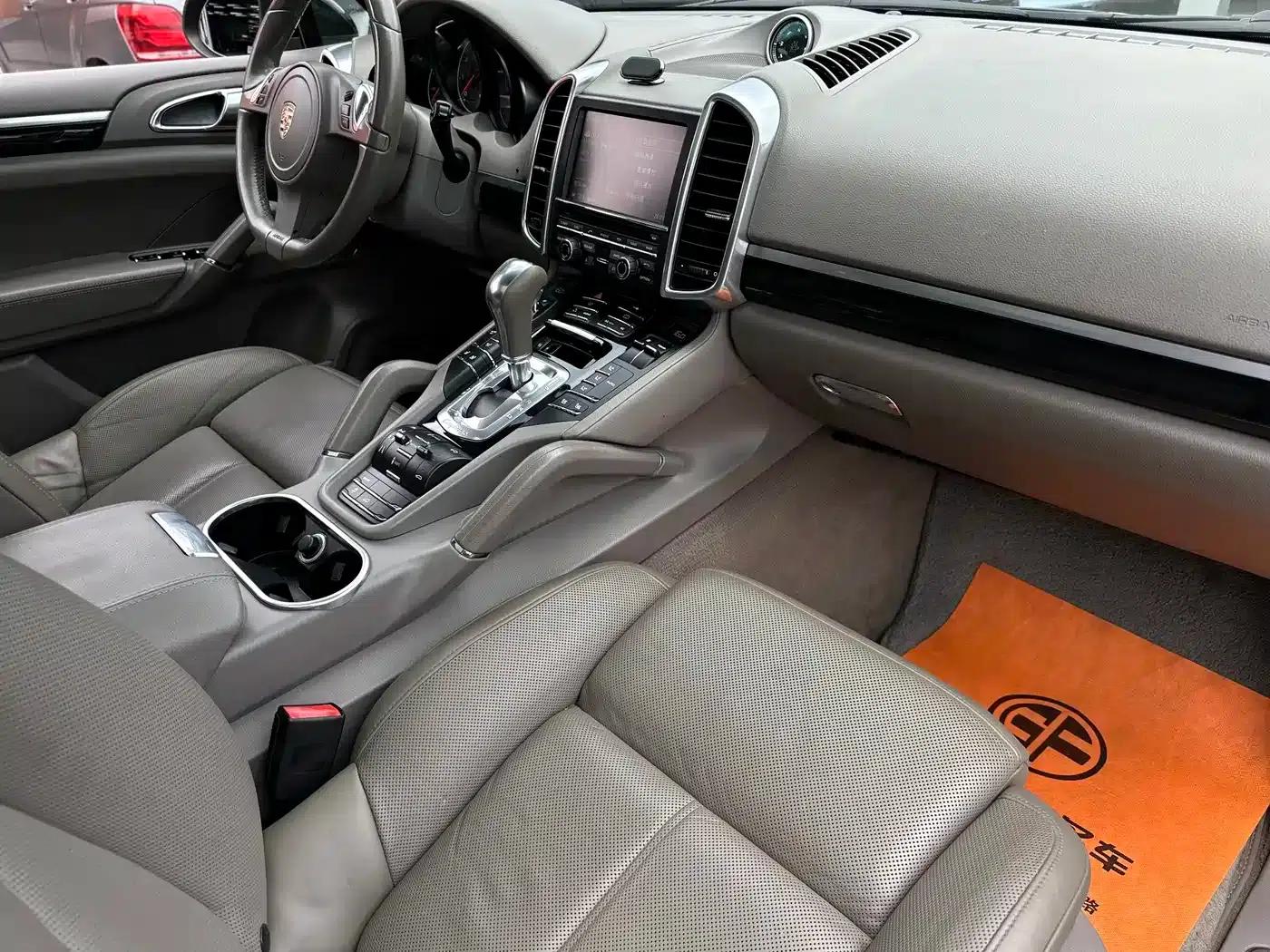 Cayenne 2011 Cayenne 3.0T — миниатюра 11