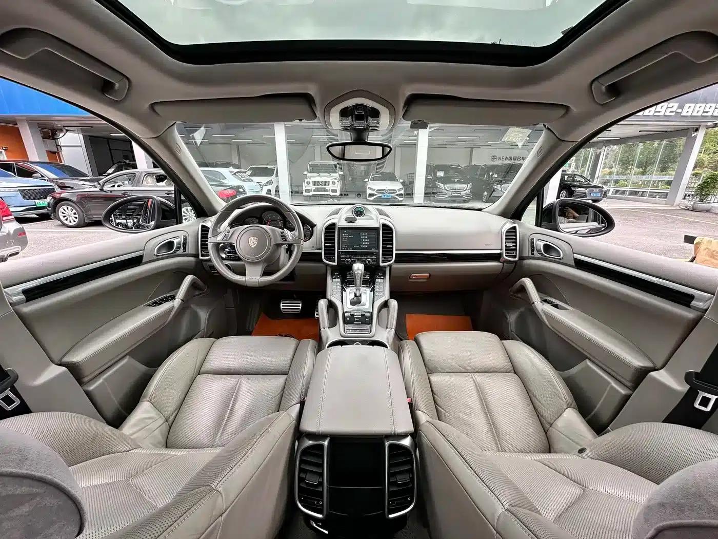 Cayenne 2011 Cayenne 3.0T — миниатюра 8