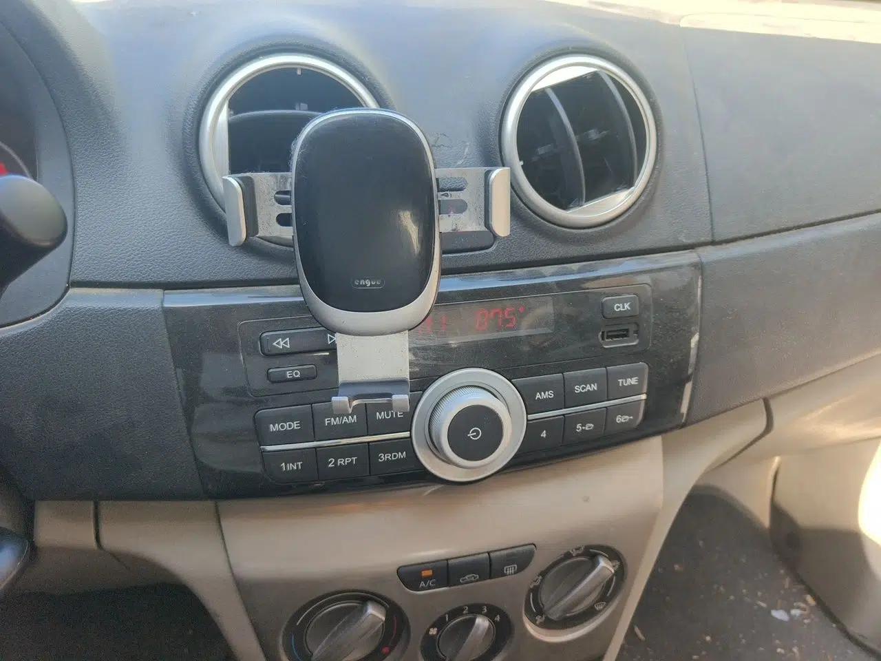 CHANGAN Alsvin V3 2012 1.3L Manual Comfort Version China IV Standard — миниатюра 13