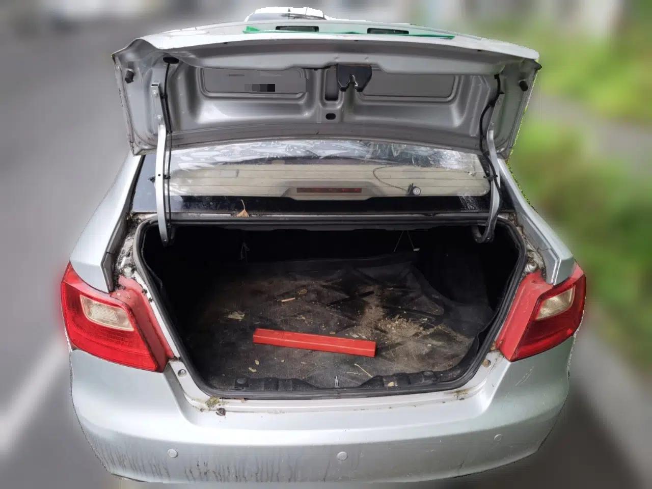 CHANGAN Alsvin V3 2012 1.3L Manual Standard Edition — миниатюра 19