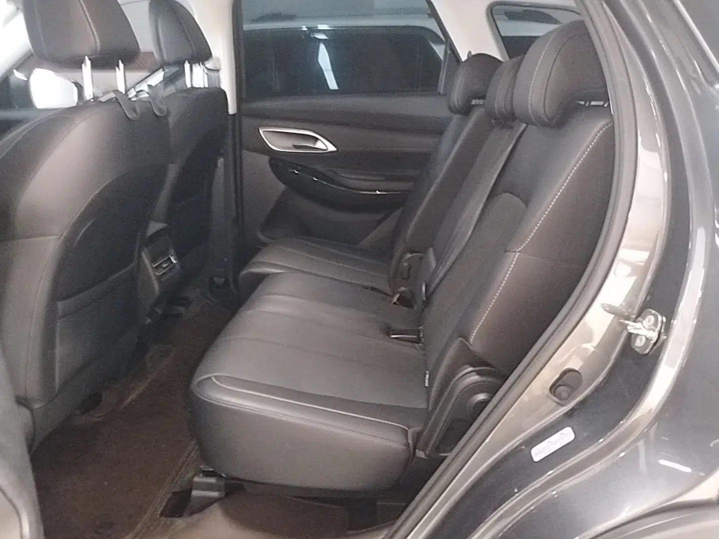 CHANGAN X7 PLUS 2024 1.5T Automatic Prestige 7-Seater — миниатюра 20