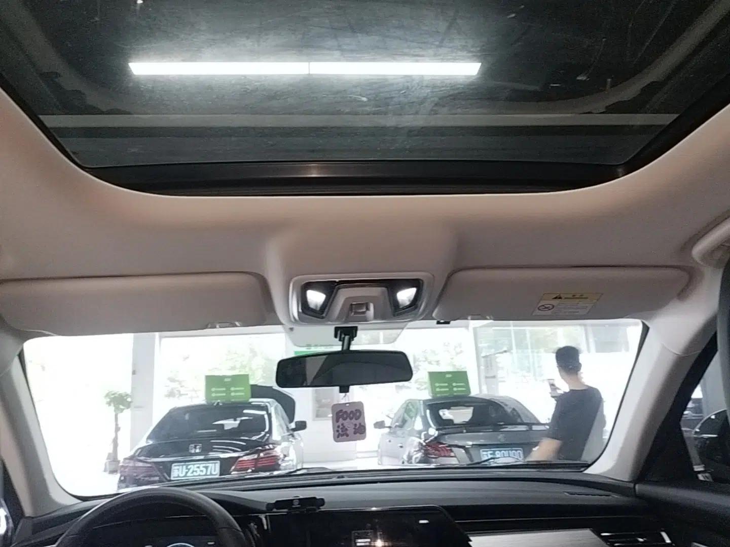 CHANGAN X7 PLUS 2024 1.5T Automatic Prestige 7-Seater — миниатюра 21