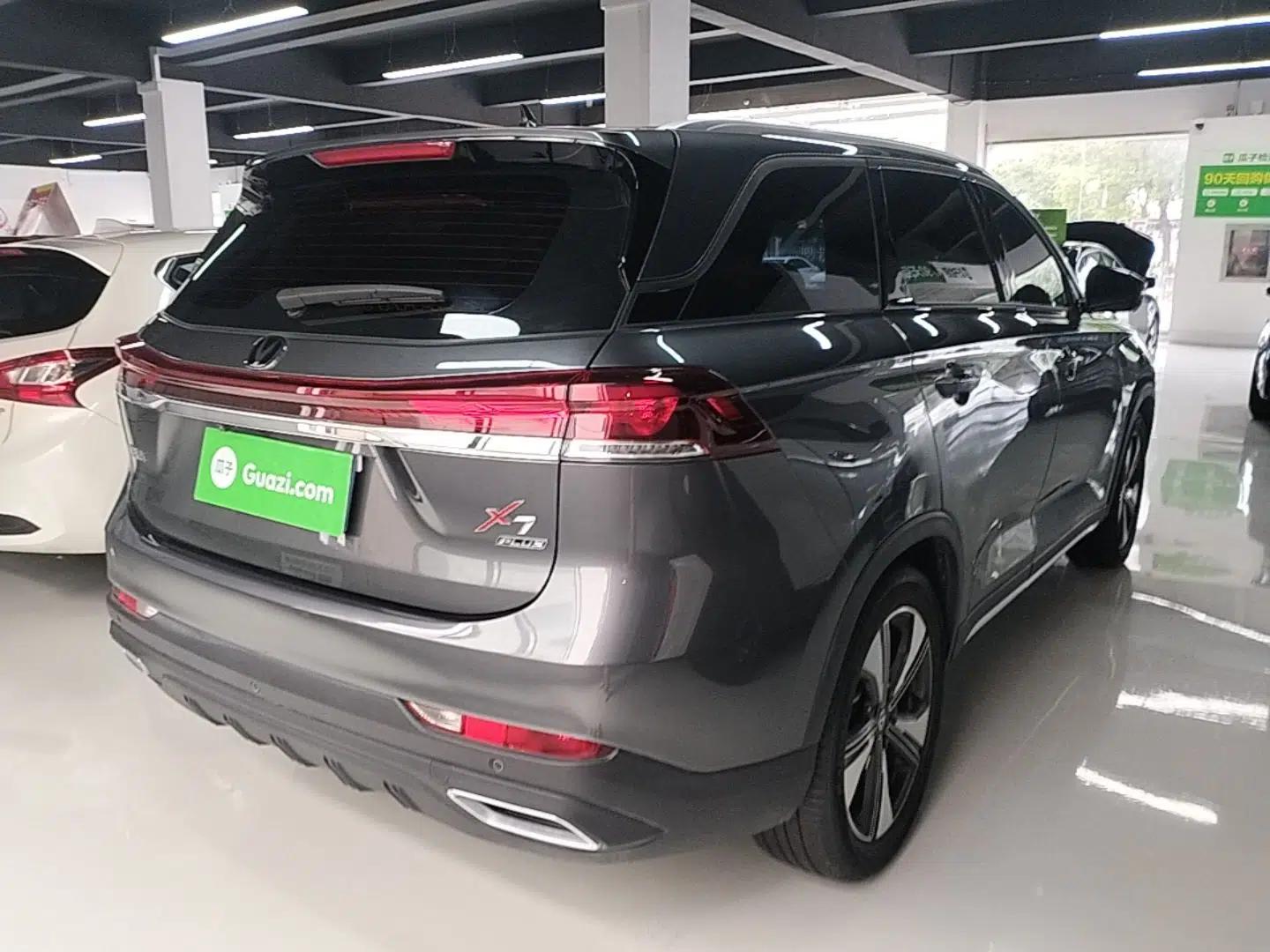 CHANGAN X7 PLUS 2024 1.5T Automatic Prestige 7-Seater — миниатюра 6