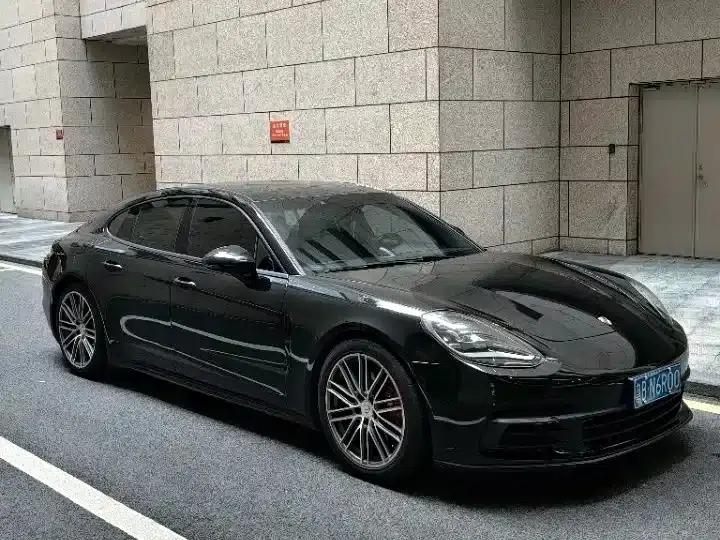 2017 Panamera 3.0T — миниатюра 3