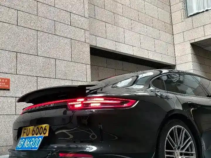 2017 Panamera 3.0T — миниатюра 6