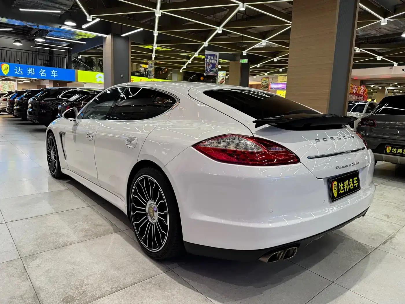 Panamera 2010 Panamera Turbo 4.8T — миниатюра 17