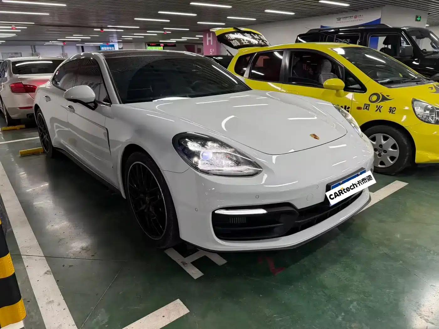 2022 Panamera Executive Long Wheelbase Platinum Edition 2.9T — миниатюра 3