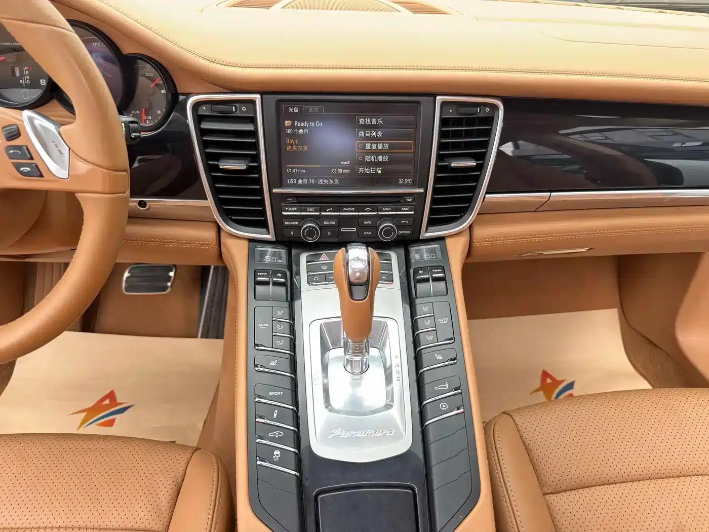 Panamera 2010 Panamera 3.6L — миниатюра 9