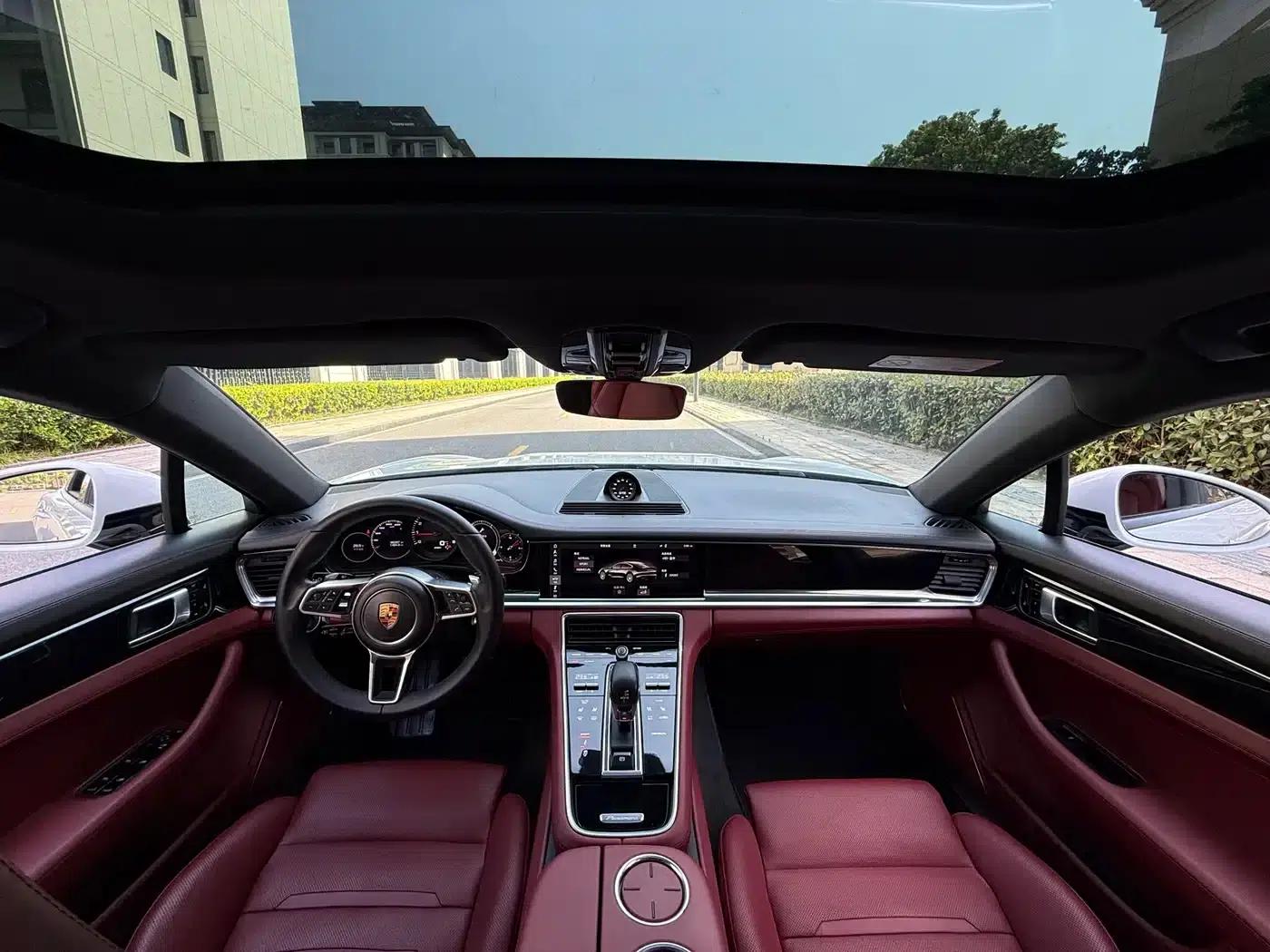 2017 Panamera Executive Long Wheelbase 3.0T — миниатюра 14