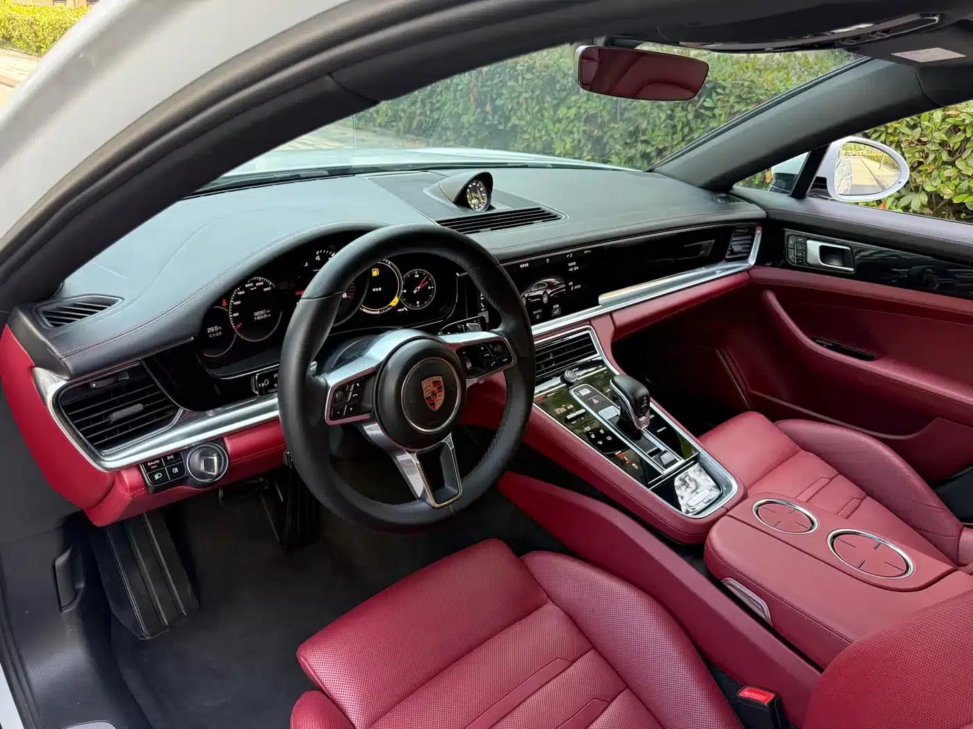 2017 Panamera Executive Long Wheelbase 3.0T — миниатюра 9