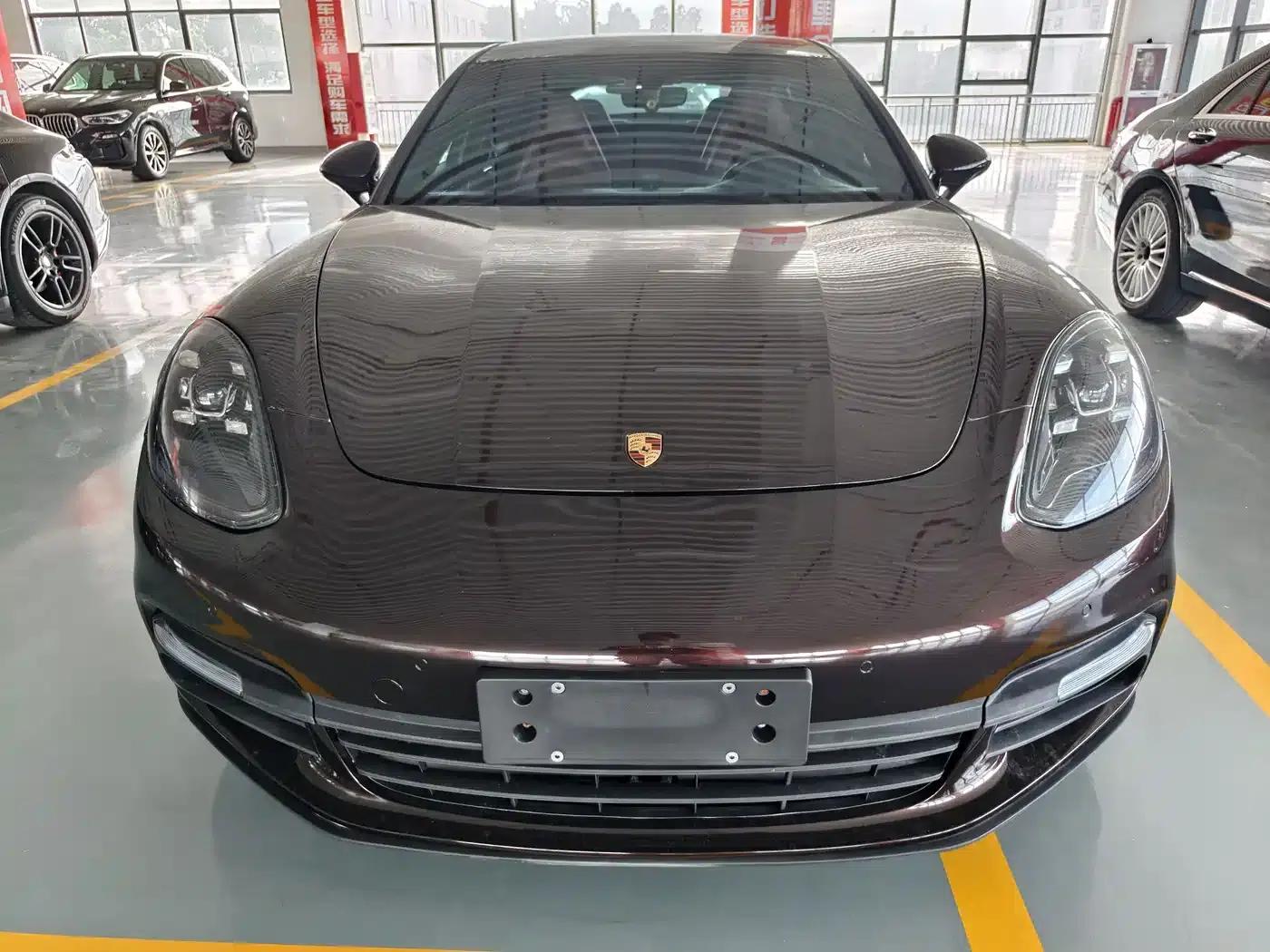 2017 Panamera 4 Executive Long Wheelbase 3.0T — миниатюра 2
