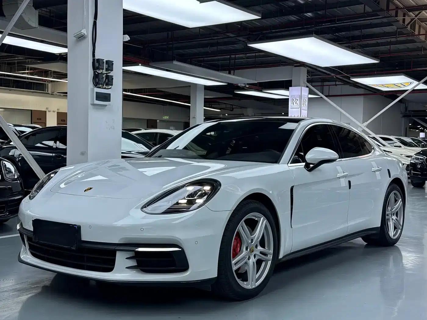 2017 Panamera 3.0T — миниатюра 1