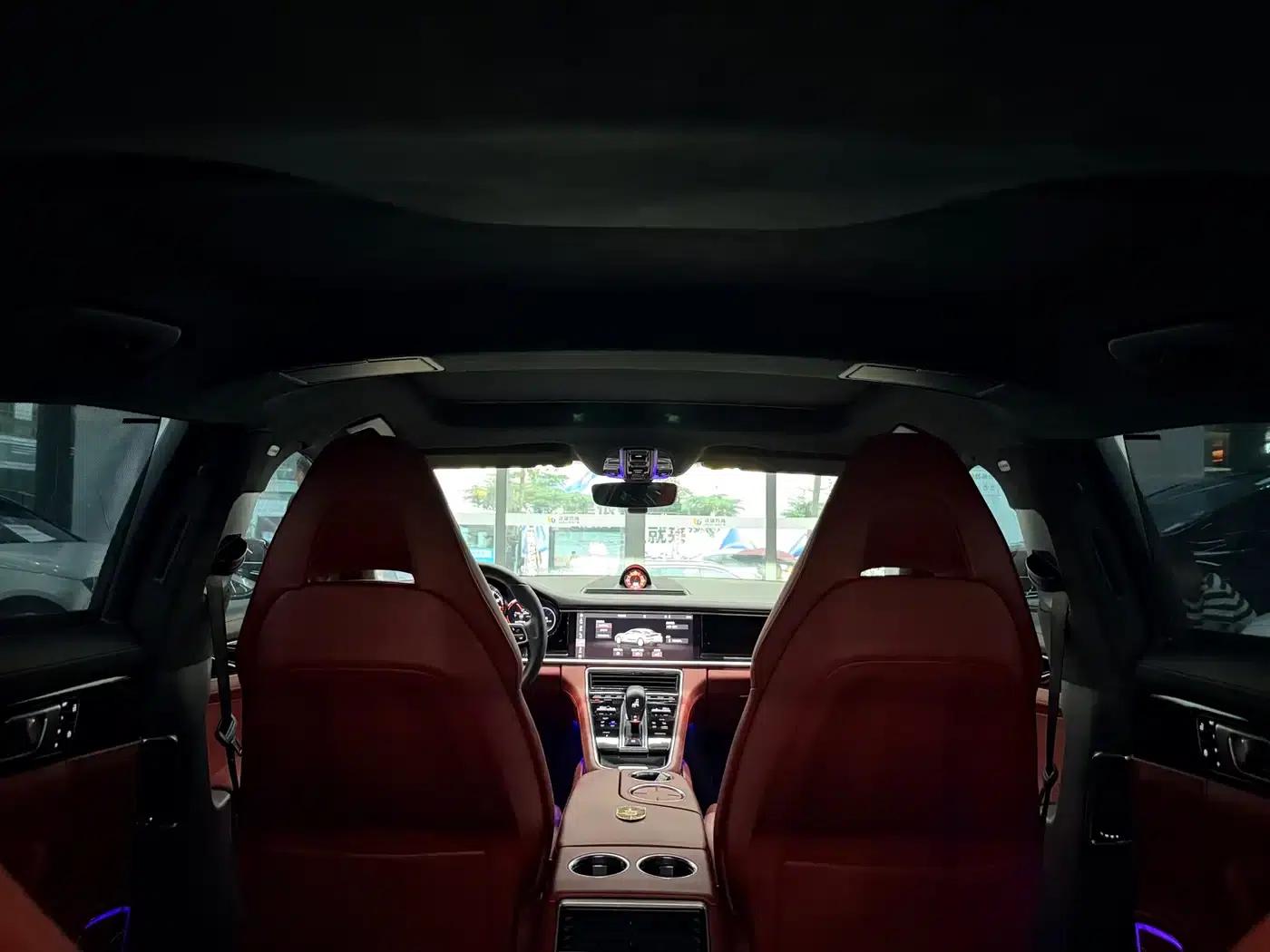 2019 Panamera 4 Executive Long Wheelbase 2.9T — миниатюра 12