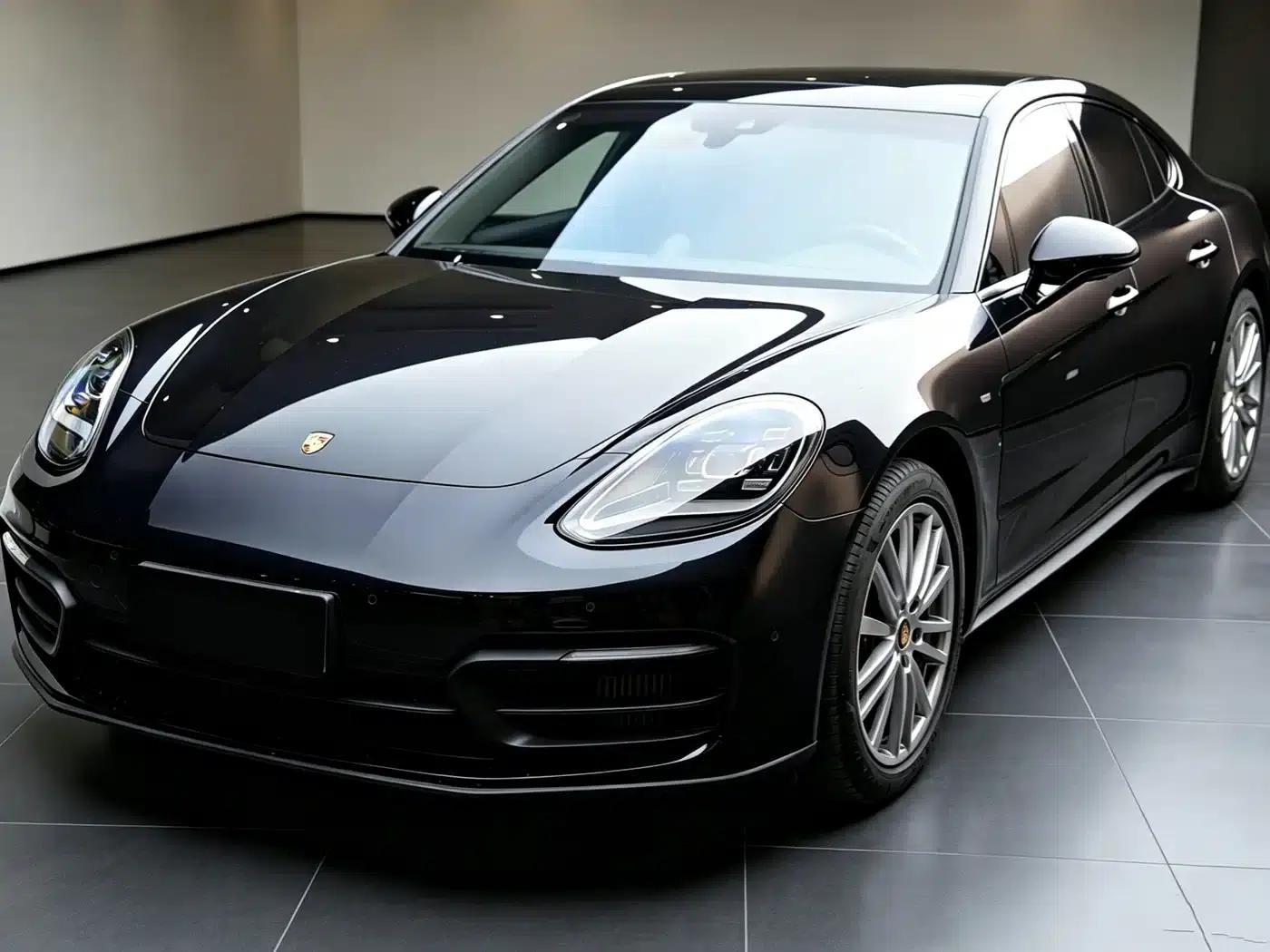 2023 Panamera 2.9T Platinum Edition — миниатюра 1