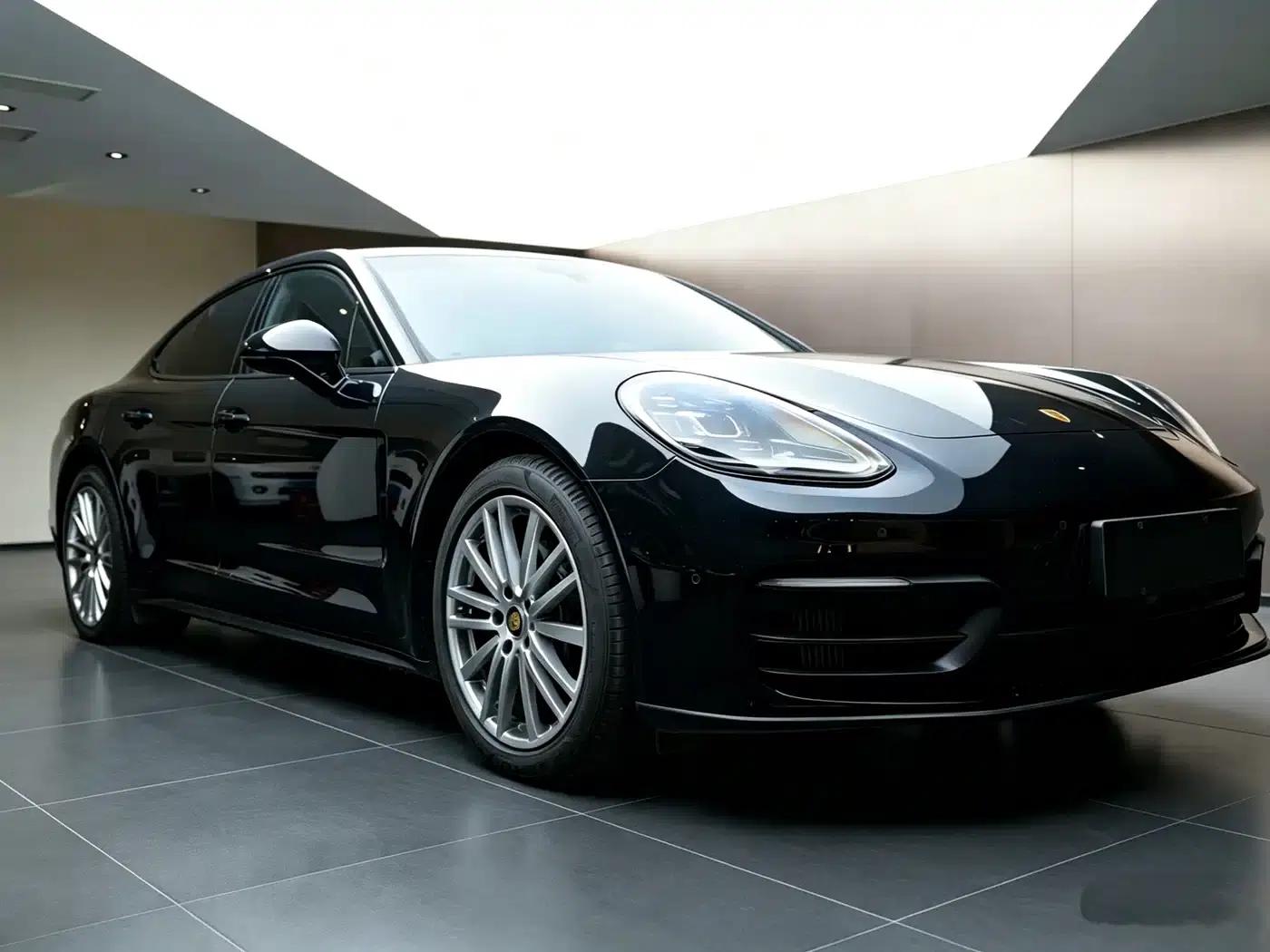 2023 Panamera 2.9T Platinum Edition — миниатюра 3