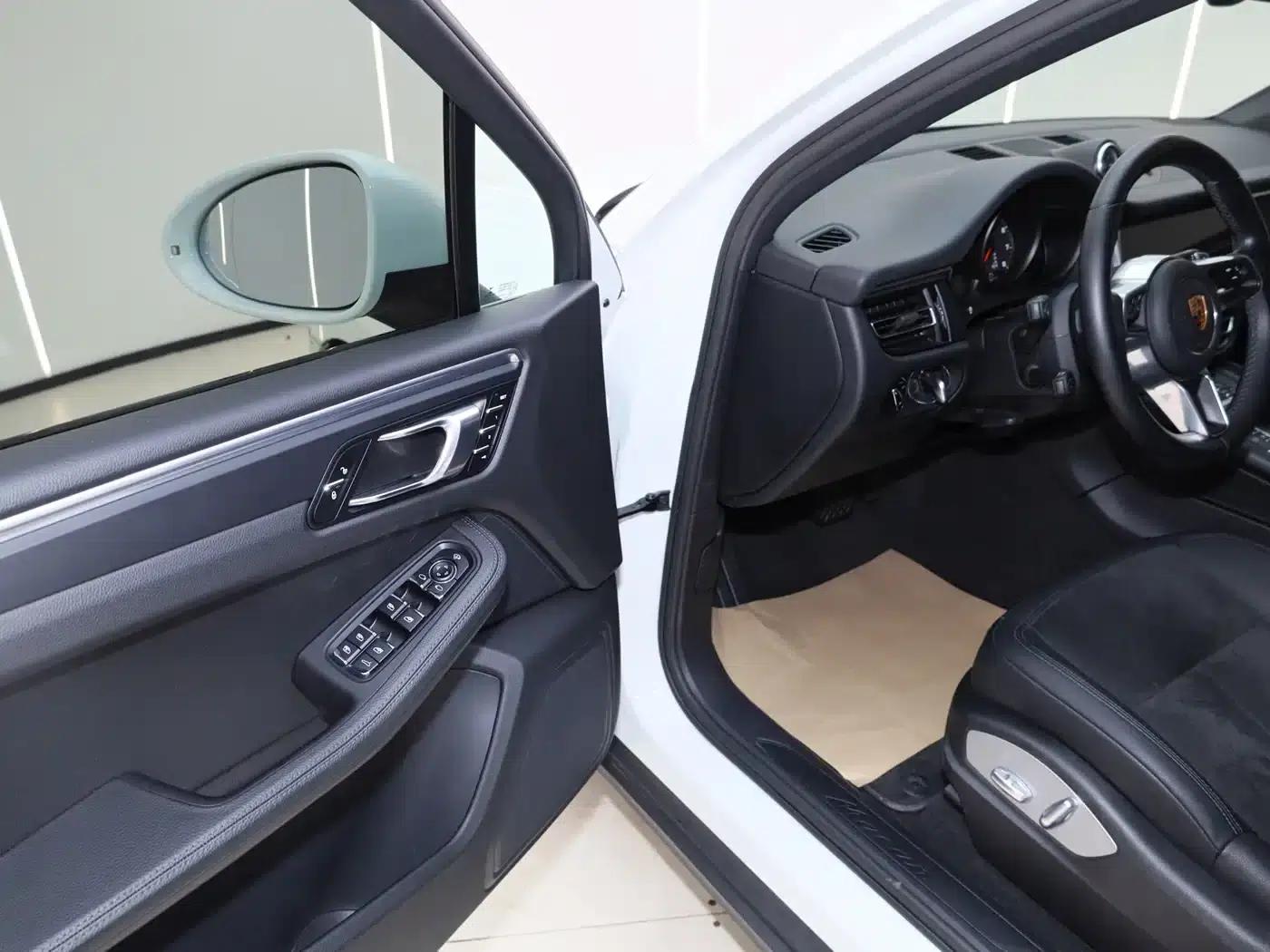 2018 Macan 2.0T — миниатюра 12