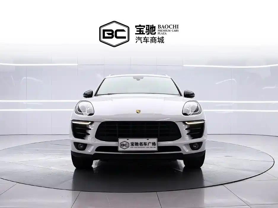 2016 Macan 2.0T — миниатюра 2
