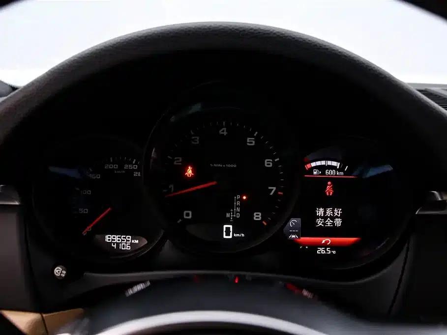 2016 Macan 2.0T — миниатюра 6