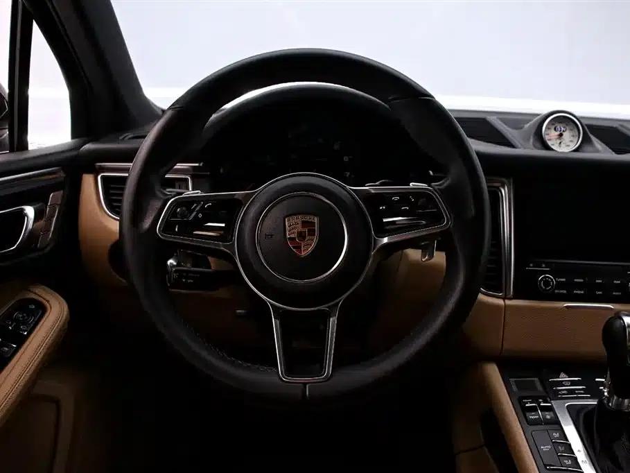 2016 Macan 2.0T — миниатюра 7