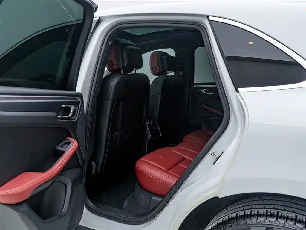 2017 Macan 2.0T — миниатюра 16