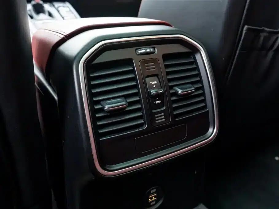 2017 Macan 2.0T — миниатюра 24