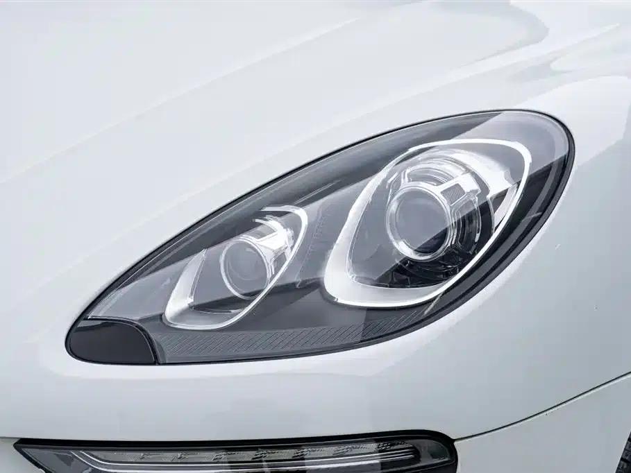 2017 Macan 2.0T — миниатюра 10