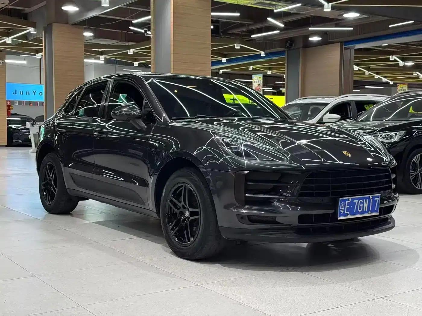 2018 Macan 2.0T — миниатюра 1