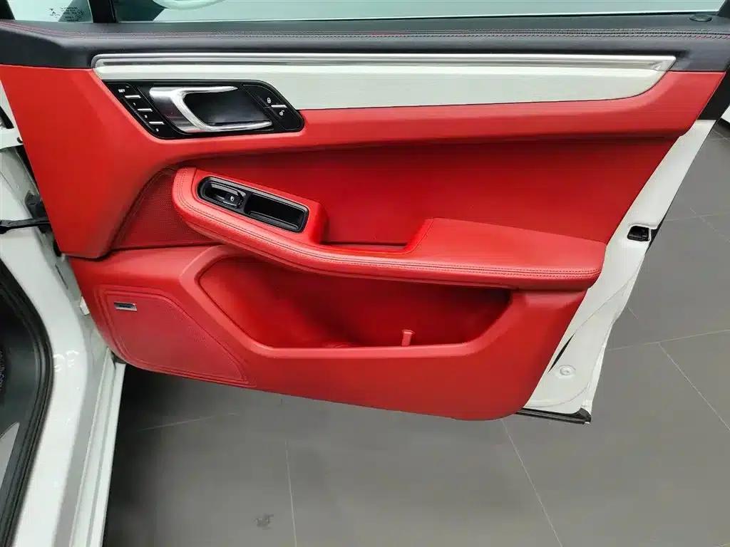 2014 Macan S 3.0T — миниатюра 23