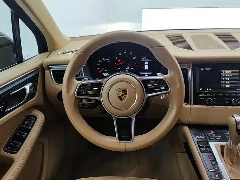 2014 Macan 2.0T — миниатюра 15