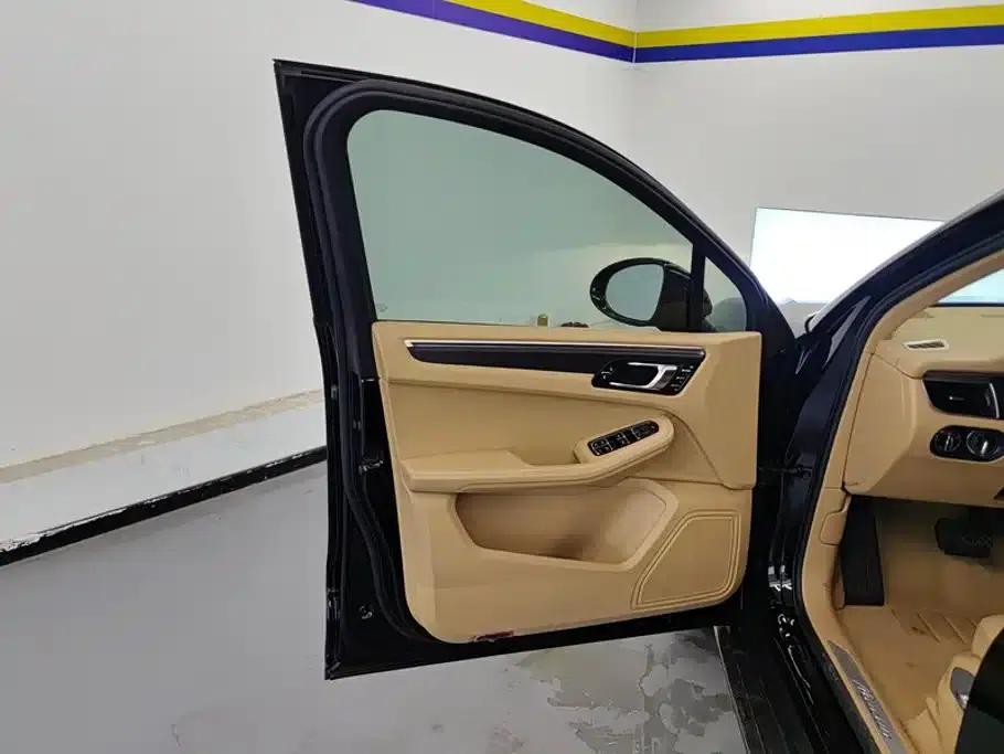 2014 Macan 2.0T — миниатюра 7