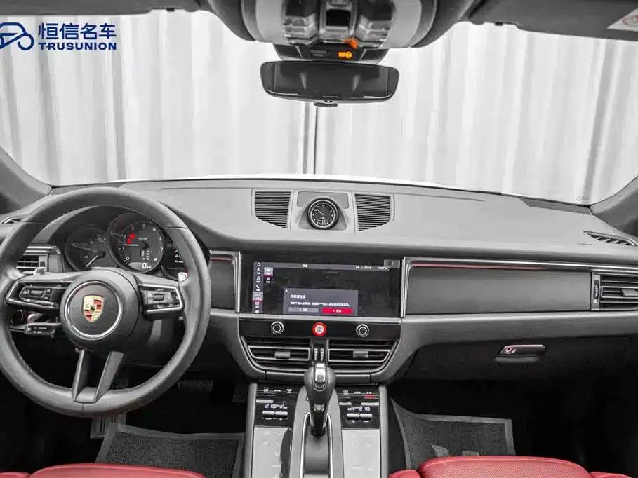 2023 Macan 2.0T — миниатюра 13